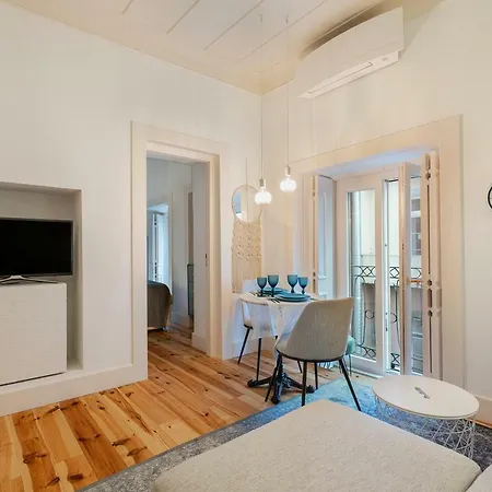 Downtown Trendy Flat For 4, Near Metro Lägenhet Lisboa